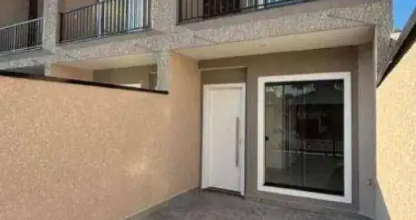 Sobrado com 3 dormitórios à venda, 80 m² por R$ 409.000,00 - Umbará - Curitiba/PR