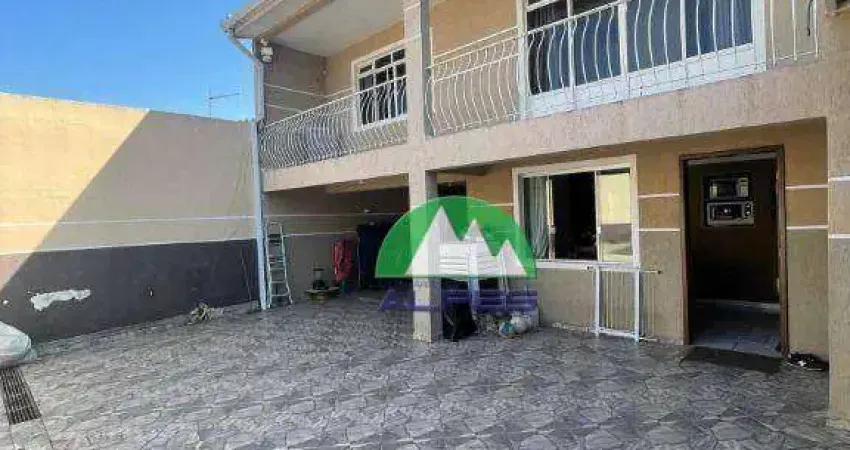 Sobrado com 4 dormitórios à venda, 230 m² por R$ 519.900,00 - Alto Boqueirão - Curitiba/PR