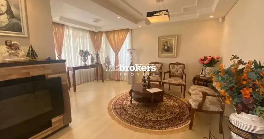 Casa 4 Dormitórios, 4 Vagas, à Venda, no Bairro Bacacheri, Curitiba. REbrokers