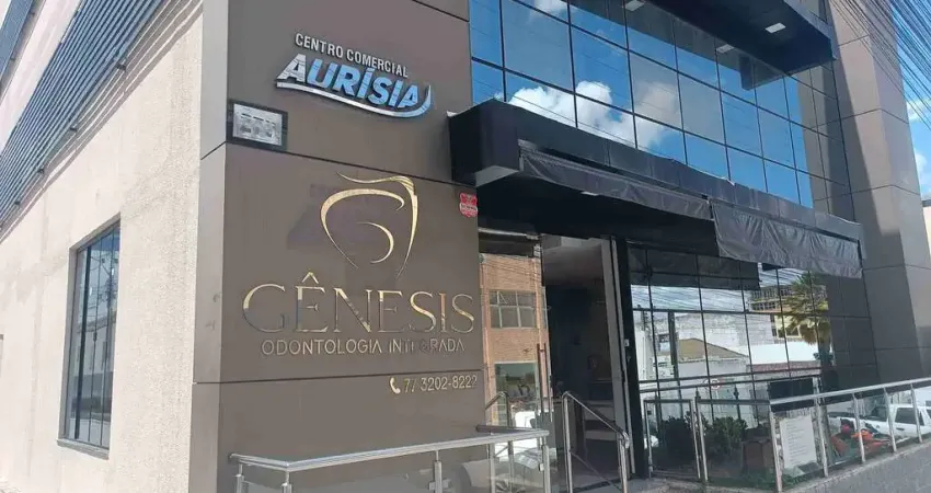 Sala comercial para alugar na Rua Coronel Gugé, 279, Centro, Vitória da Conquista