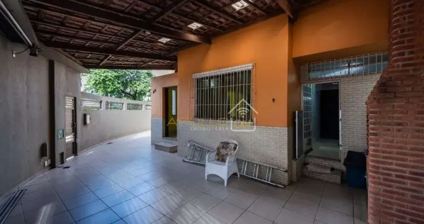 Ponto comercial com 1 sala à venda no Macuco, Santos 
