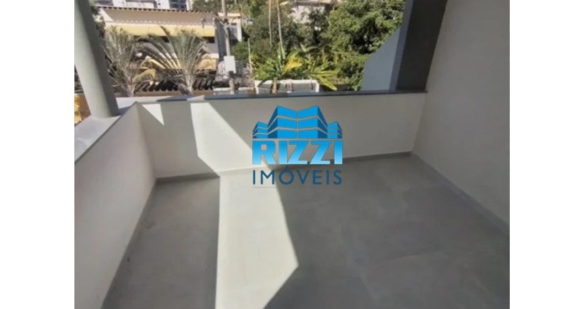 Casa Duplex Recém Reformada com localização privilegiada na Freguesia