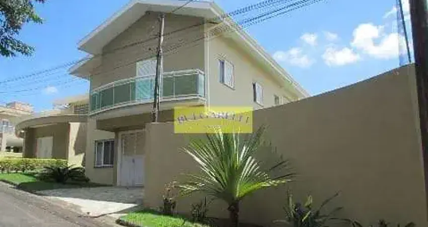 Casa à venda  4 Quartos, 1 Suite, 5 Vagas, 580M²AT Condominio Araucaria Com Òtima Localização Bairr