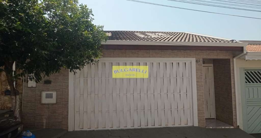 Casa Terrea  à venda 2 Dormitorios , 2 Banheiros, 2 Vagas, Estuda Permuta , Bairro Tulipas, Jundiaí