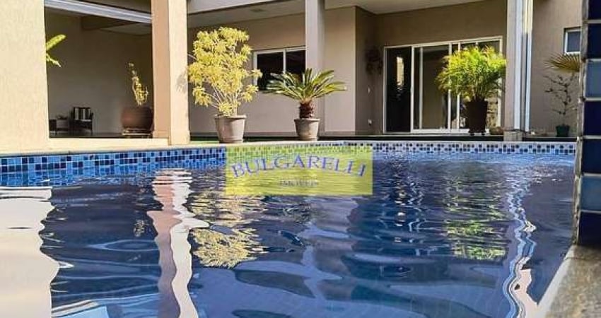 Linda Casa à Venda Locação ou Permuta 4 Quartos, 3 Suites, 4 Vagas ,  Piscina ,  500M²AT,CONDOMINIO