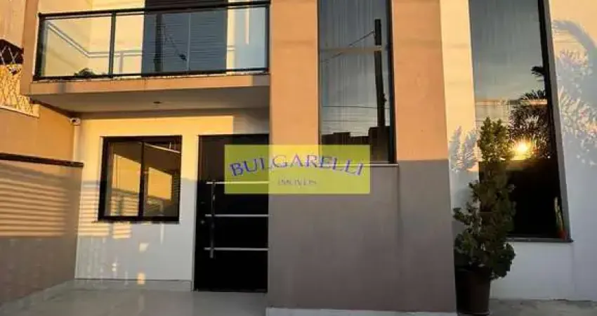 Sobrado Semi Novo à venda 3 Dormitorios 1 Suite, Area Gourmet , Piscina , 3 Vagas , Jardim Vale Ver