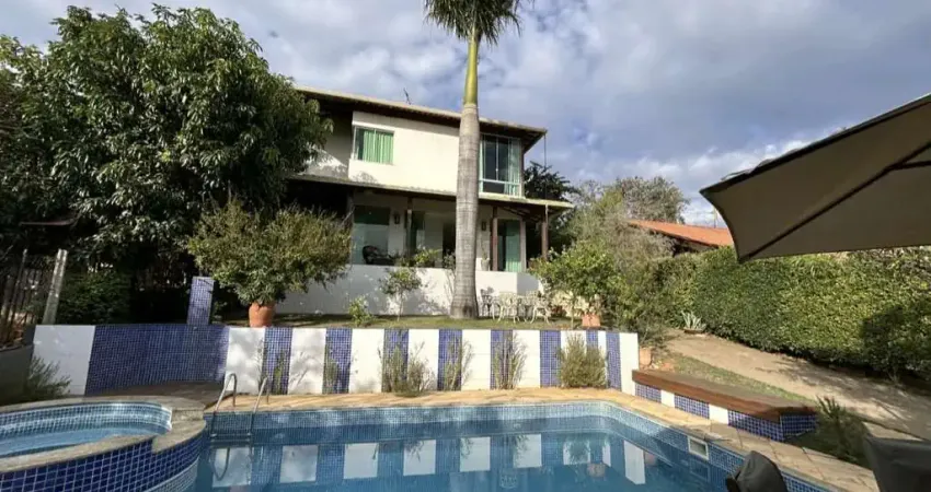 Casa em Condomínio para Venda em Lagoa Santa, Condomínio Majestade Sabiá, 3 dormitórios, 3 suítes, 4 banheiros, 2 vagas