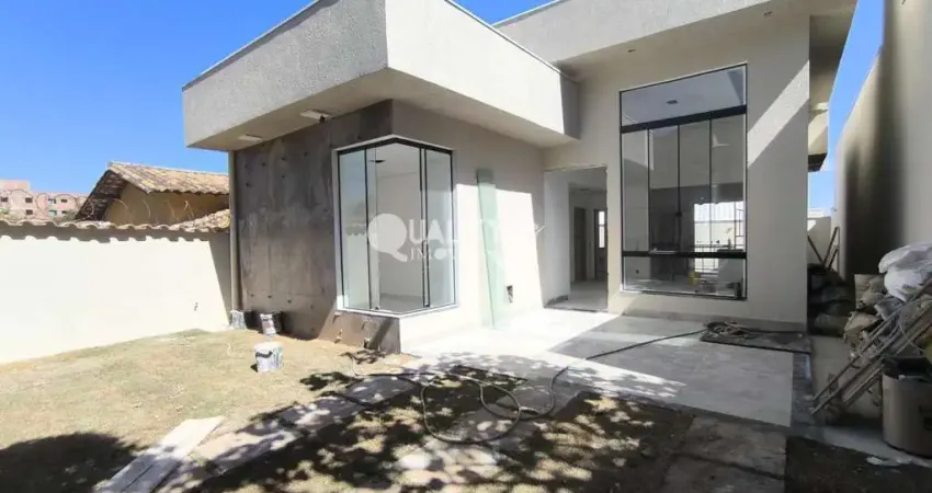 Casa para Venda em Lagoa Santa, Lundcea, 3 dormitórios, 1 suíte, 2 banheiros, 2 vagas