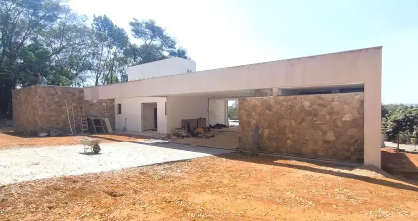 Casa em Condomínio para Venda em Lagoa Santa, Condomínio  Estância das Amendoeiras, 4 dormitórios, 2 suítes, 3 banheiros, 4 vagas