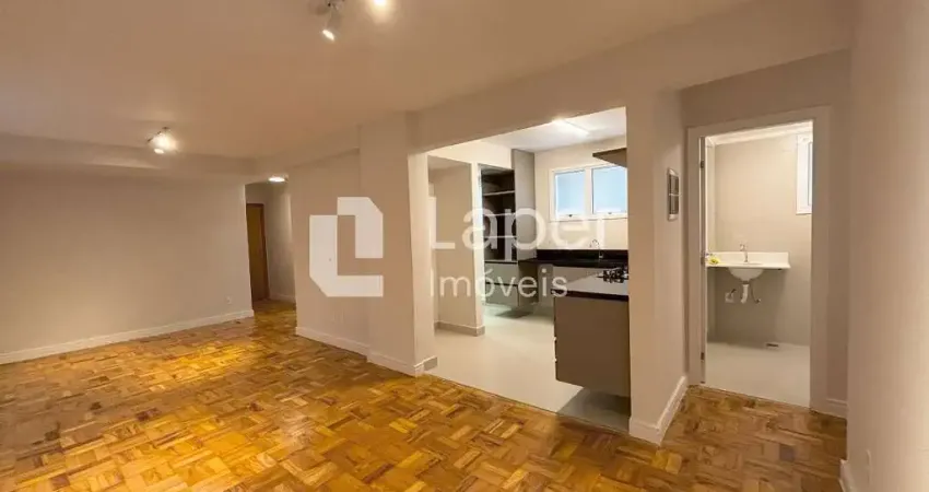 Apartamento recém reformado à venda no bairro aclimação, com 96 m², 3 quartos sendo 1 suíte, 1 vaga.