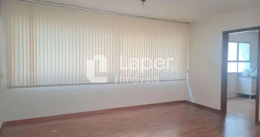 Apartamento com 130m² e 2 vagas à venda no coração de higienópolis.