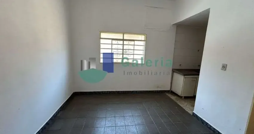 Casa residencial com 2 quartos para alugar, 109 m2 - Vila Seixas