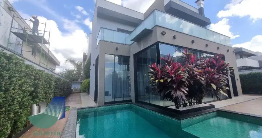 Casa de Condominio com 5 suites para alugar, 420m2 - Alphaville
