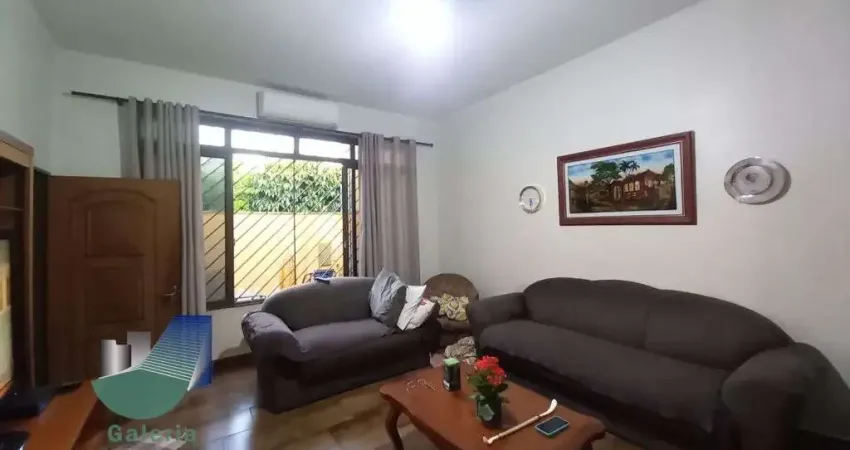 Casa residencial com 3 quartos à venda, 207m² - Parque Bandeirantes