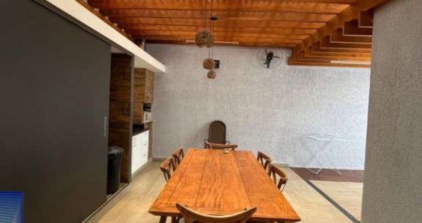 Casa de condominio com 3 quartos a venda, 200m2 - Villas Mabel