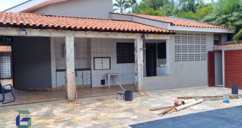 Casa com 3 quartos para alugar, 273m2 - Alto da boa vista