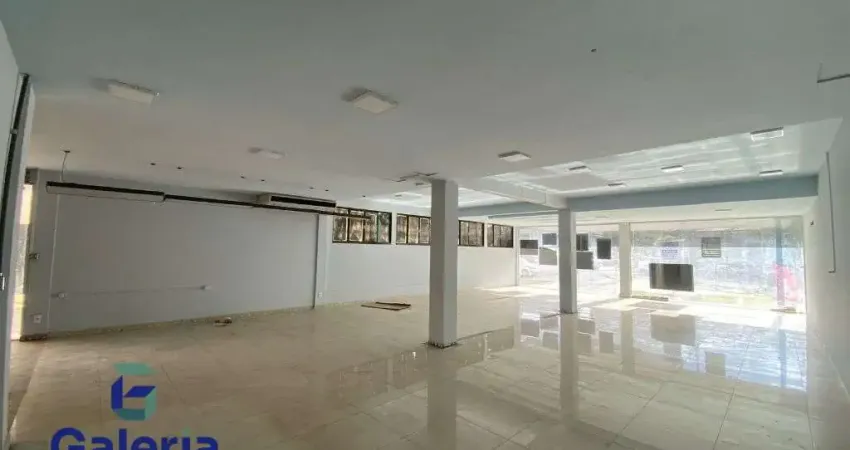 Salão comercial com 3 andares para alugar, 1.756m² - Centro