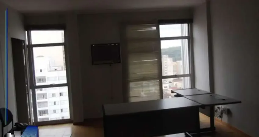 Sala Para Locação. Centro ribeirão Preto R$ 900,00 65m² de Areá Útil 2 Salas com divisórias, arquivo, banheiro, mesa, cadeiras e ar condicionado.