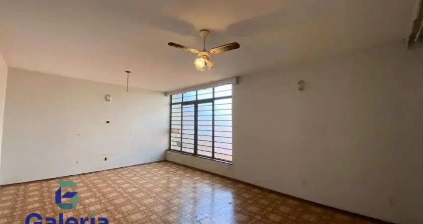 Casa sobrado com 4 quartos para alugar, 251m² - Jardim Sumaré