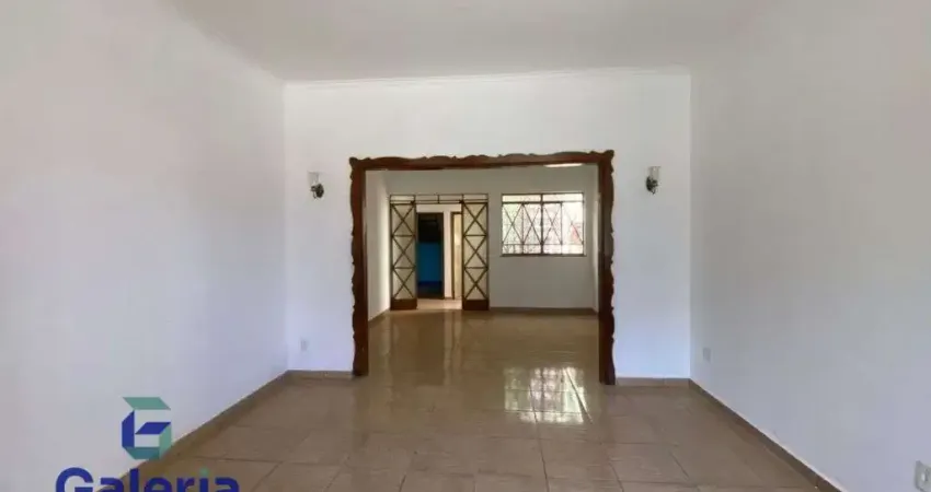 Casa com 3 quartos para alugar na Rua Visconde do Rio Branco, 619, Centro, Ribeirão Preto