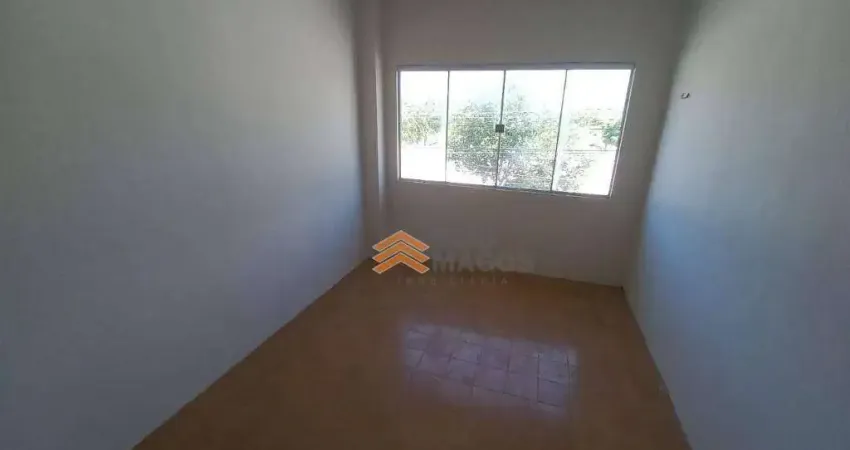 Apartamento Disponível Para Locação No Bairro Tirol, Possui 75m² Composto Por Sala, 2/4, Banheiro Social, Cozinha e Área de Serviço.  ENTRE JÁ EM CONT