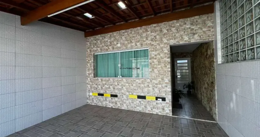 Casa com 3 quartos à venda na Rua Areia Fina, Vila Canero, São Paulo