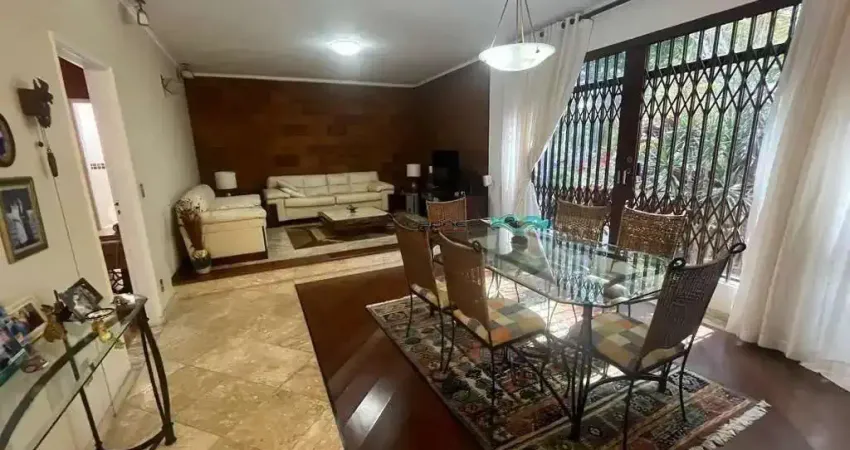 Casa com 3 quartos à venda na Praça Barão de Aquirás, Vila Canero, São Paulo