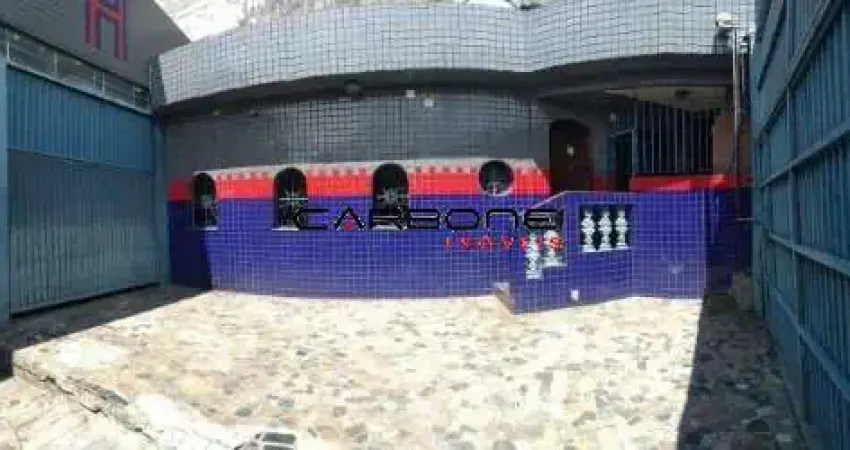 Barracão / Galpão / Depósito à venda na Avenida Pastor Cícero Canuto de Lima, Jardim Caguassu, São Paulo