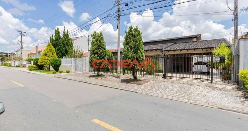Casa com sobrado nos fundos e 10 vagas à venda no Boqueirão