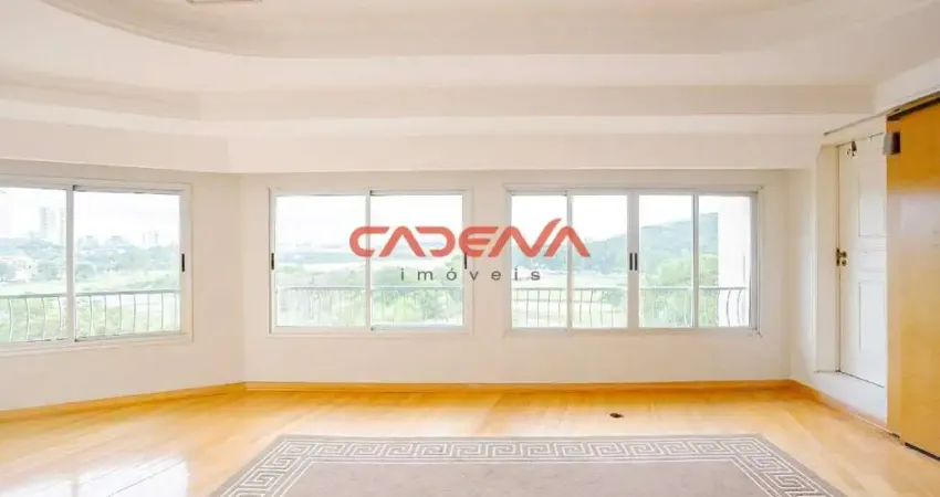 Casa com 4 suítes e 3 vagas à venda no Bigorrilho
