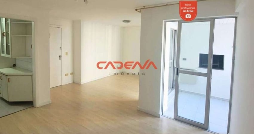 Apartamento com 3 quartos e 2 vagas à venda no Batel