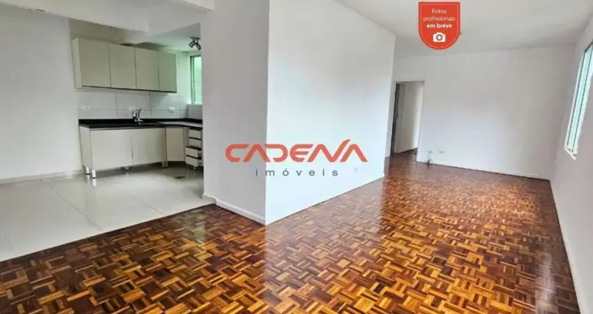 Apartamento com 3 quartos e 1 vaga para aluguel no Água Verde