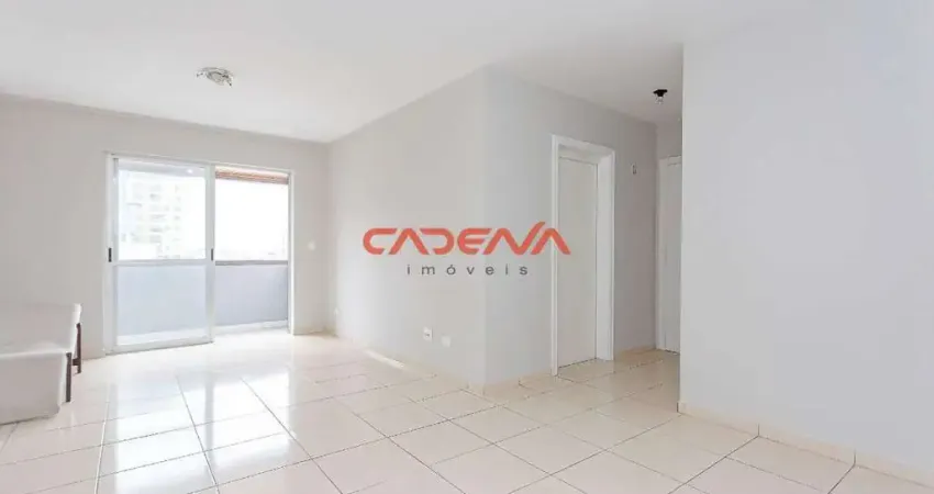 Apartamento com 3 quartos e 1 vaga à venda no Água Verde