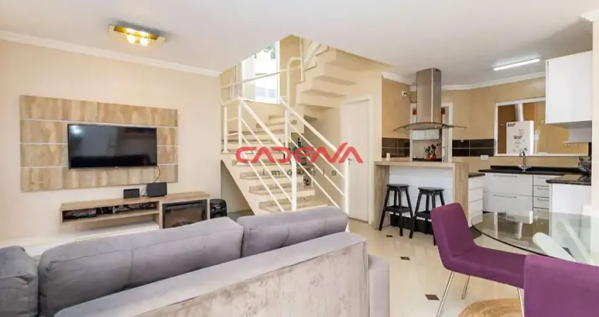 Sobrado triplex mobiliado com 3 quartos e 2 vagas à venda no Barreirinha