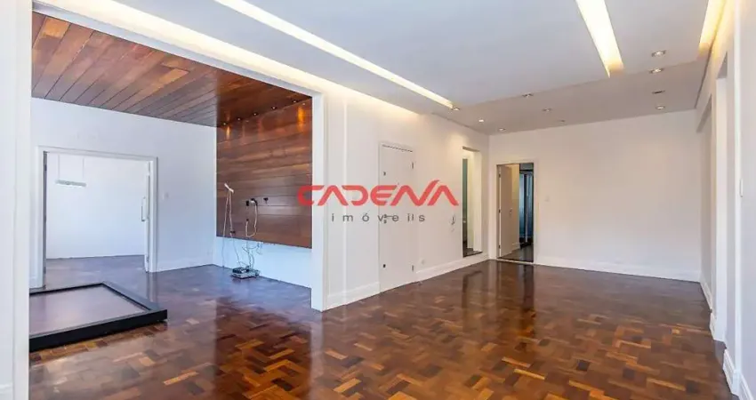 Apartamento com 2 quartos, 2 suítes e 2 vagas à venda no centro
