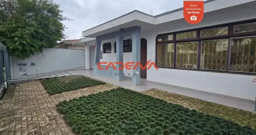 Casa com 3 quartos para alugar na Rua Antônio Martins de Araújo, 86, Jardim Botânico, Curitiba