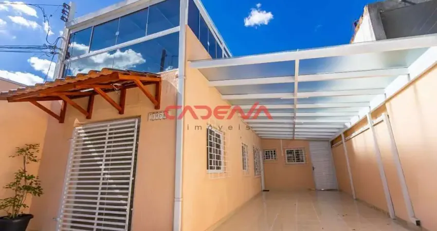 Casa com 3 quartos para alugar na Rua João Bonat, 1408, Novo Mundo, Curitiba