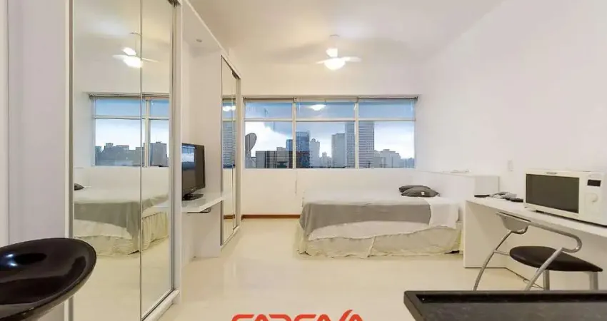 Kitnet / Stúdio para alugar na Rua Brigadeiro Franco, 1826, Centro, Curitiba