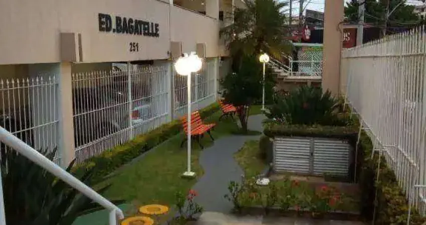 Apartamento com 3 dormitórios à venda, 76 m² por R$ 480.000,00 - Parque Santos Dumont - Taboão da Serra/SP