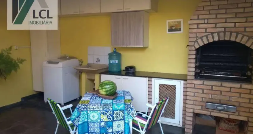 Sobrado com 3 dormitórios à venda, 170 m² por R$ 720.000,00 - Parque Monte Alegre - Taboão da Serra/SP