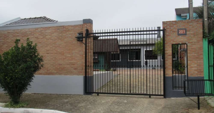 Casa com 2 quartos à venda no São José, Canoas 