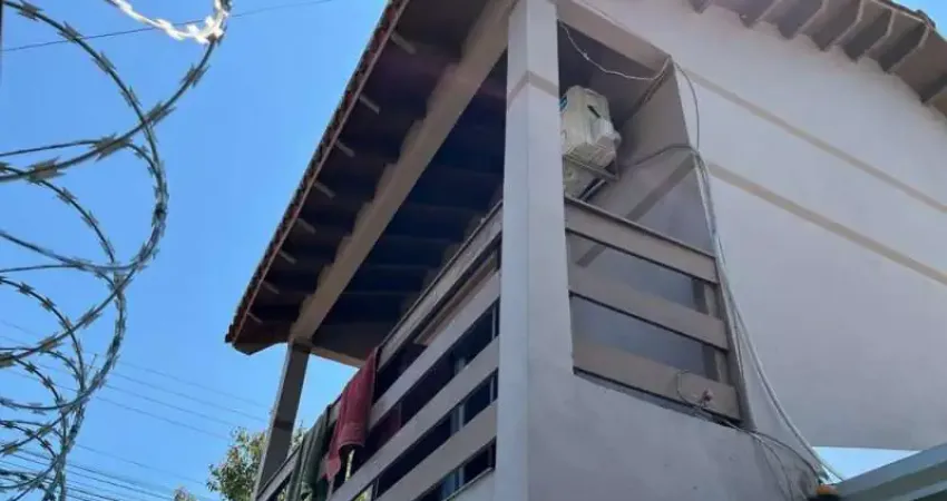 Casa com 3 quartos à venda na Rua Havaí, --, Mato Grande, Canoas
