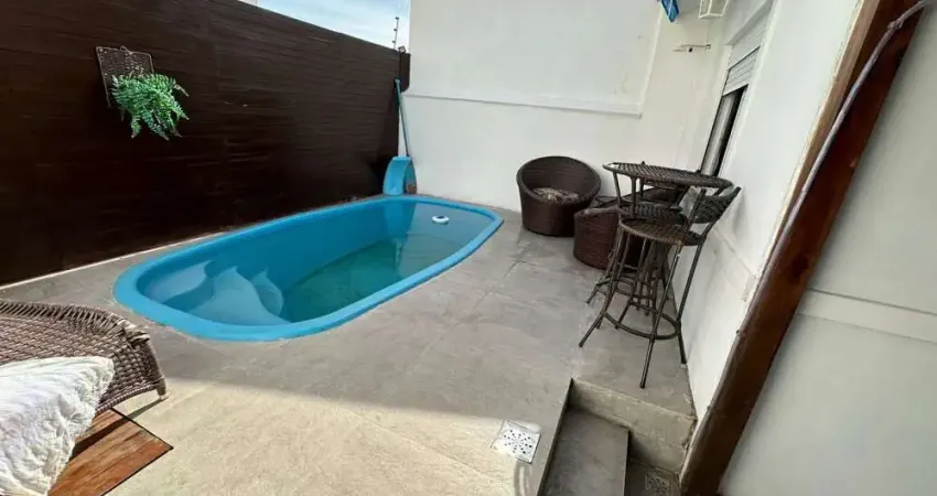 Casa em condomínio fechado com 2 quartos à venda na Rua Santa Júlia, --, Olaria, Canoas