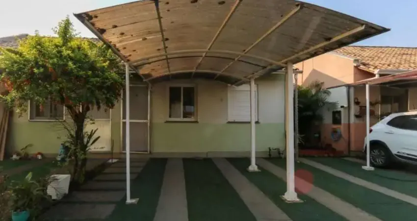 Casa em condomínio fechado com 2 quartos à venda na Rua Brigadeiro Ivo Borges, --, São Luis, Canoas
