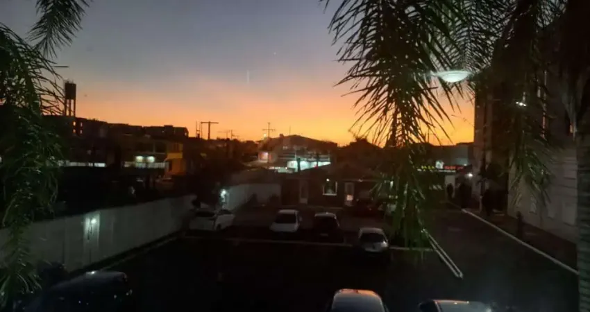 Apartamento com 3 quartos à venda na Rua Camboatás, --, Igara, Canoas