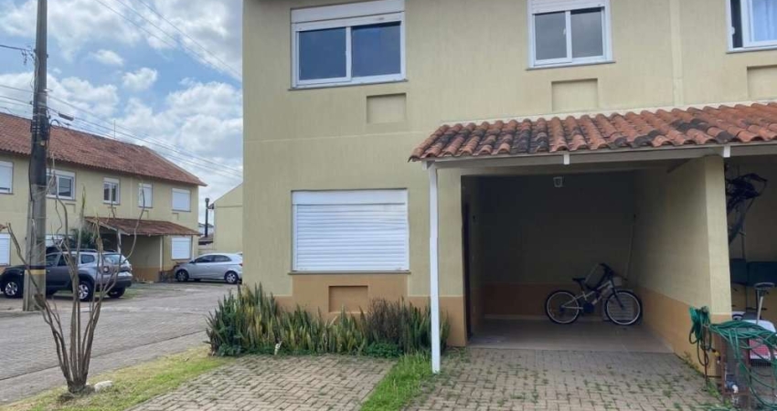 Sobrado à venda no Condomínio Santo Antônio  Conforto, s