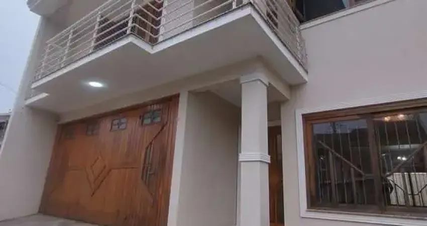 Sobrado à Venda no Bairro Estância Velha, Canoas  Conforto