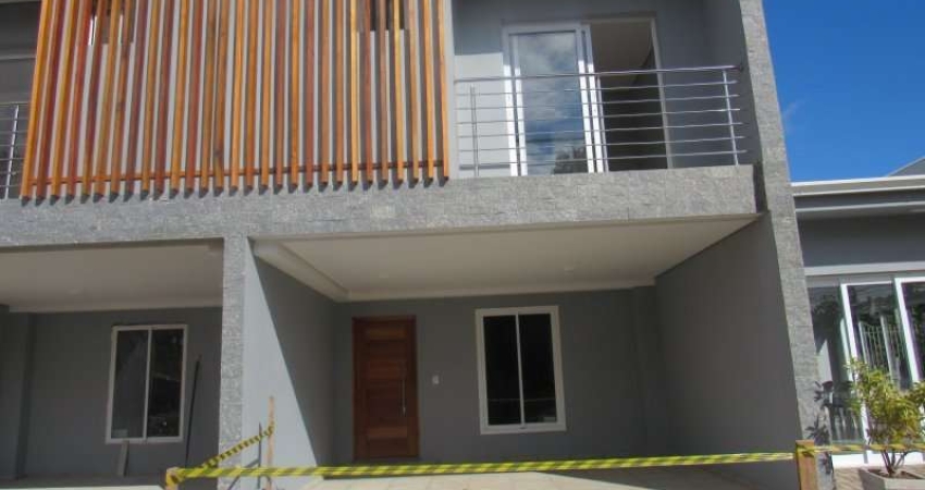 Casa em condomínio fechado com 3 quartos à venda no Igara, Canoas 