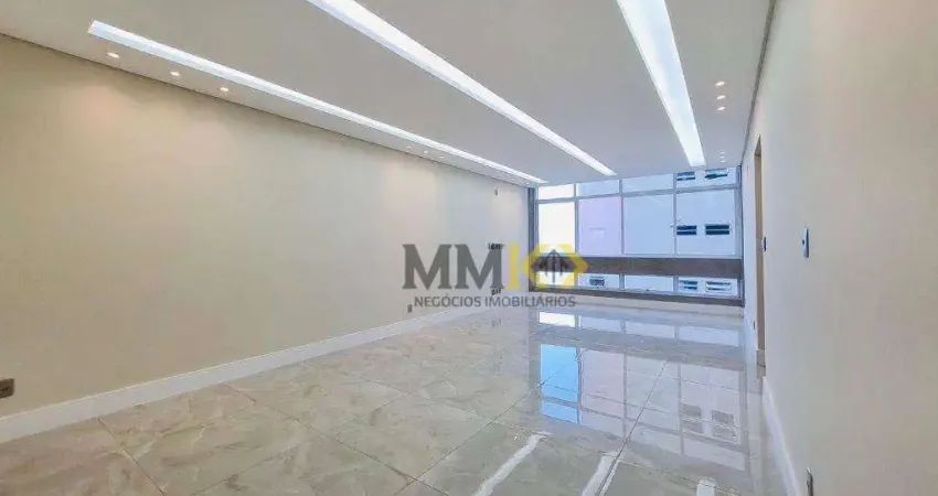 APARTAMENTO TODO REFORMADO NA PRAIA DO BOQUEIRÃO COM 3 SUÍTES, 2 VAGAS, 180M
