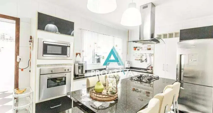 Sobrado com 3 dormitórios à venda, 143 m² por R$ 585.000,00 - Vila Floresta - Santo André/SP